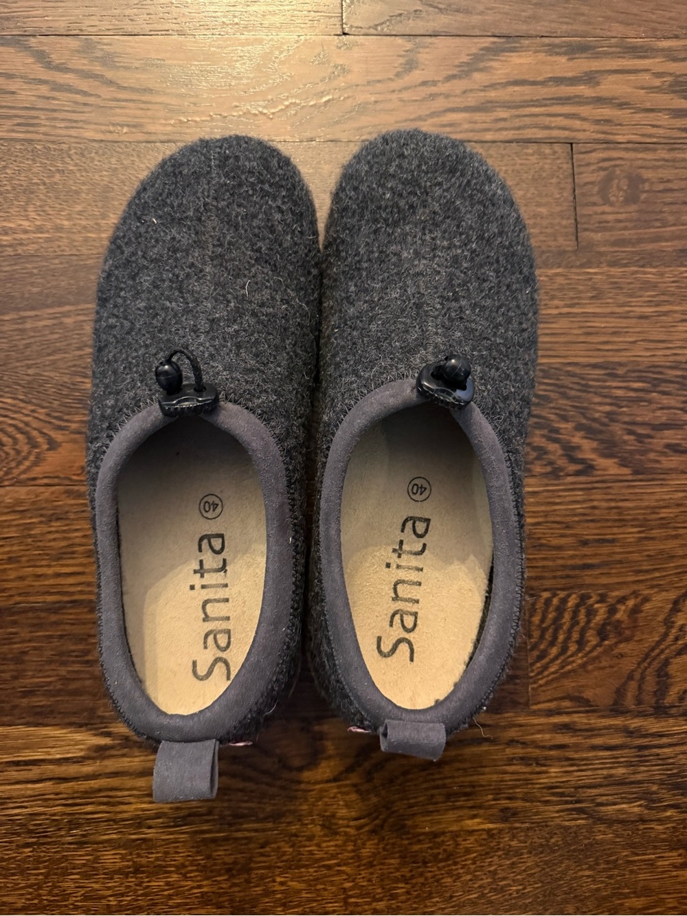Sanita Women’s Charcoal Wool Slip-On Slippers with Toggle